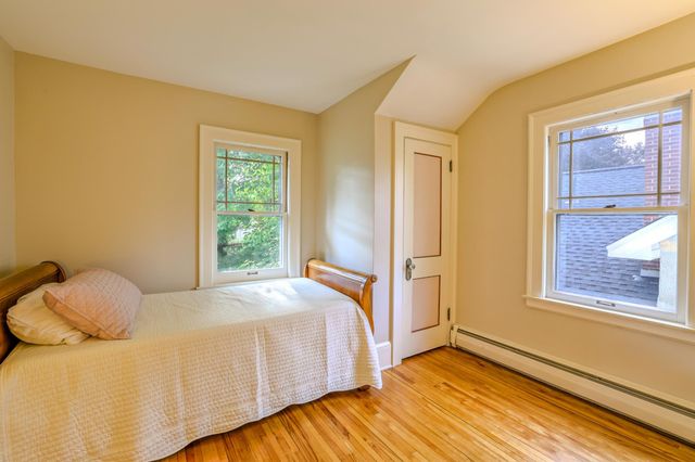 4226 Grand Avenue S, Minneapolis, MN 55409
