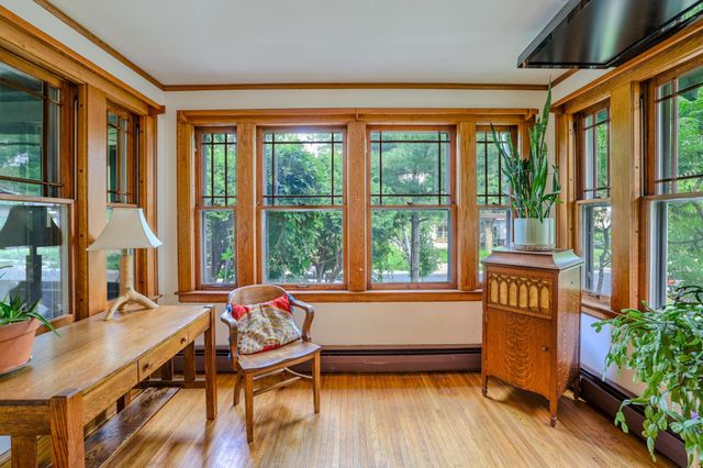 4226 Grand Avenue S, Minneapolis, MN 55409