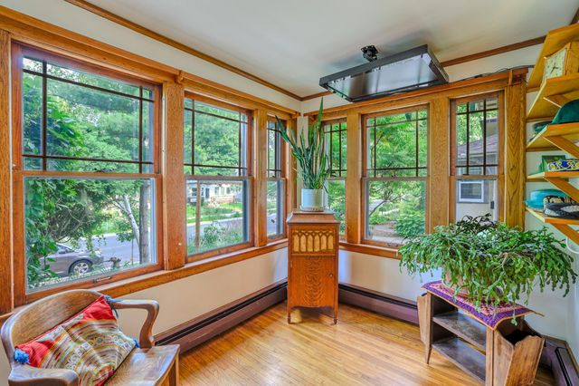 4226 Grand Avenue S, Minneapolis, MN 55409