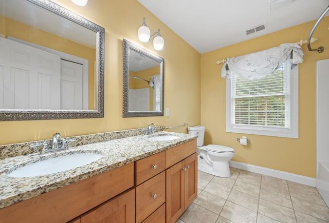 3 Trappers Path, Lakeville, MA 02347