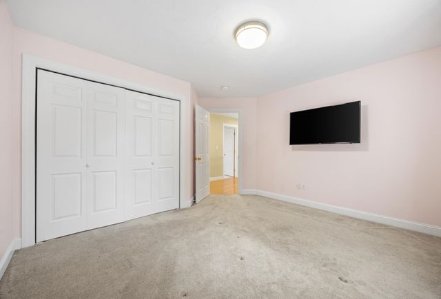 3 Trappers Path, Lakeville, MA 02347