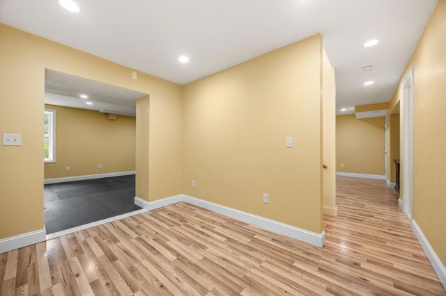 3 Trappers Path, Lakeville, MA 02347