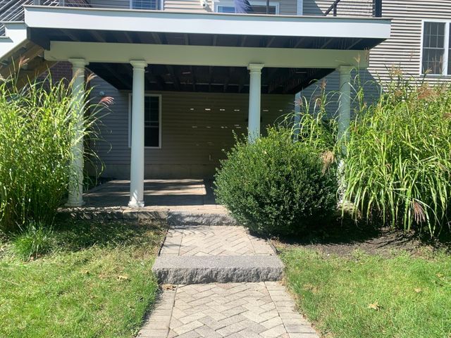3 Trappers Path, Lakeville, MA 02347