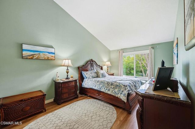 460 Arbor Lane Court 202, Thousand Oaks, CA 91360