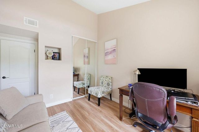 460 Arbor Lane Court 202, Thousand Oaks, CA 91360