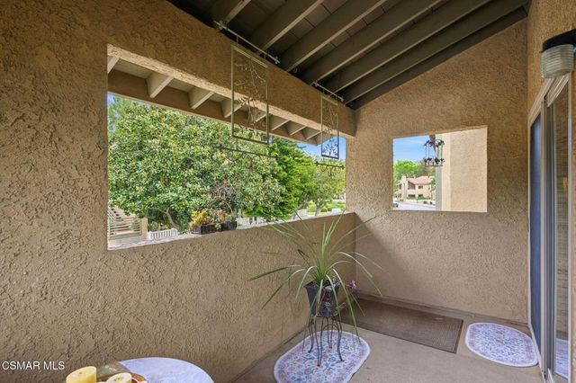 460 Arbor Lane Court 202, Thousand Oaks, CA 91360