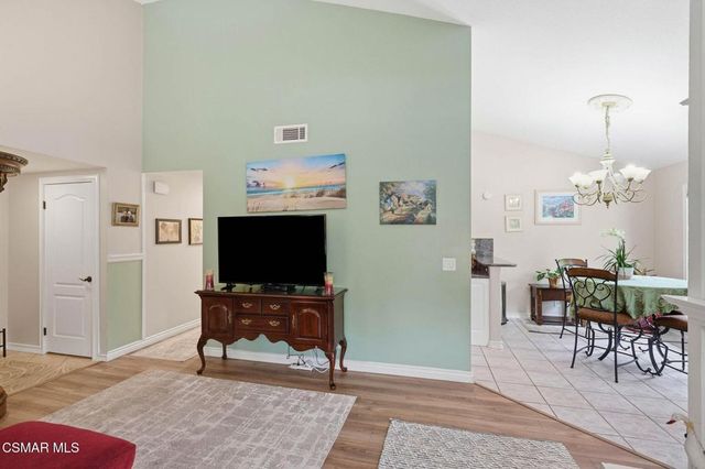 460 Arbor Lane Court 202, Thousand Oaks, CA 91360