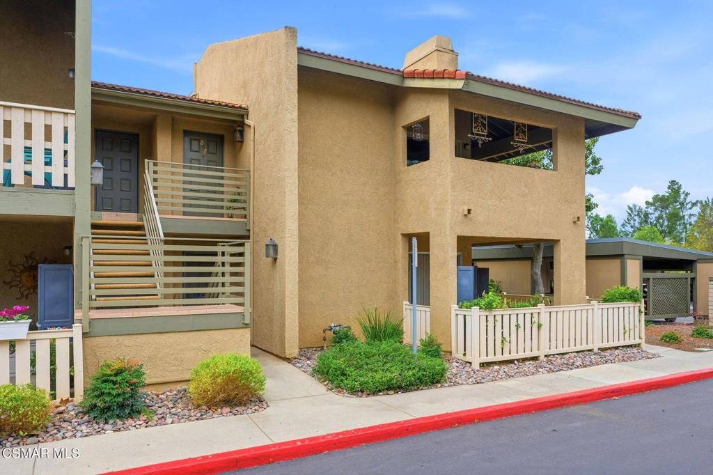 460 Arbor Lane Court 202, Thousand Oaks, CA 91360