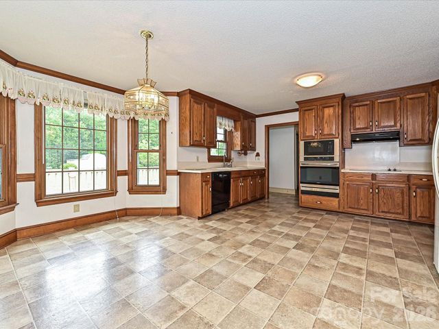 4165 Wrangler Drive SW, Concord, NC 28027