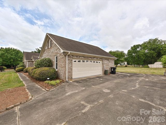 4165 Wrangler Drive SW, Concord, NC 28027