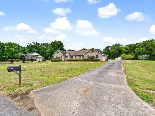 4165 Wrangler Drive SW, Concord, NC 28027