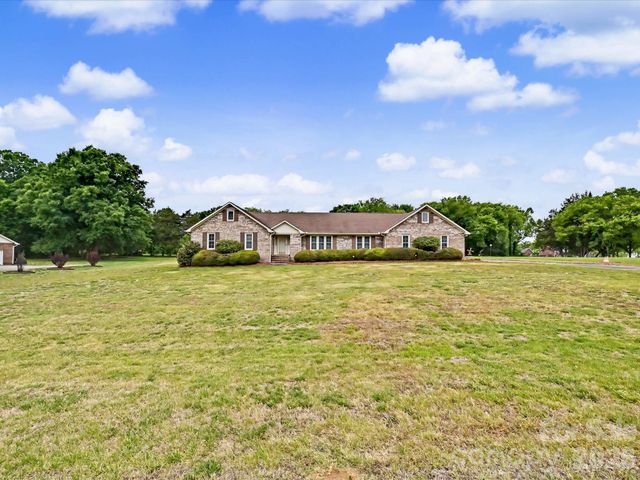 4165 Wrangler Drive SW, Concord, NC 28027
