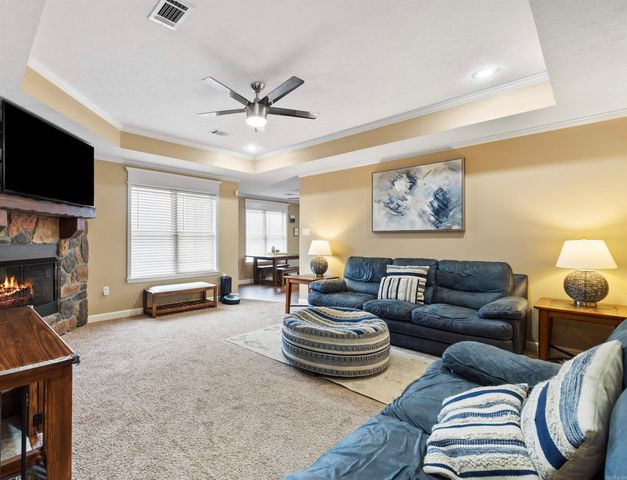 2060 Shadow Falls Dr, Conway, AR 72032