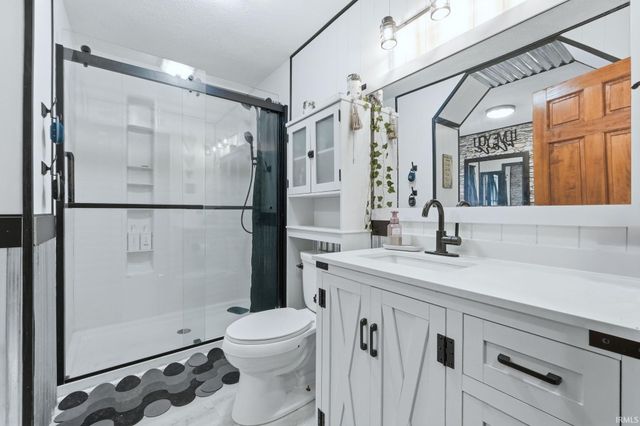 18273 Chickasaw Trail, Culver, IN 46511