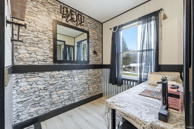 18273 Chickasaw Trail, Culver, IN 46511