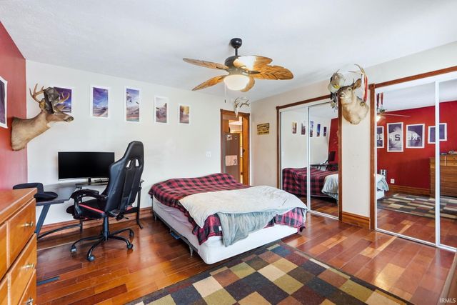 18273 Chickasaw Trail, Culver, IN 46511