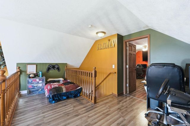 18273 Chickasaw Trail, Culver, IN 46511