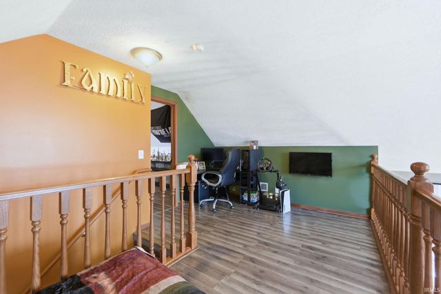 18273 Chickasaw Trail, Culver, IN 46511