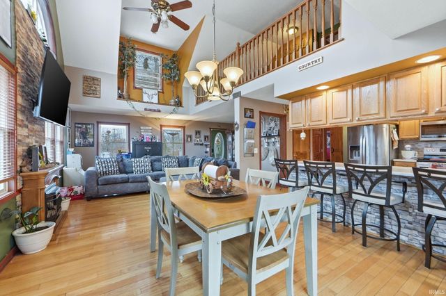 18273 Chickasaw Trail, Culver, IN 46511