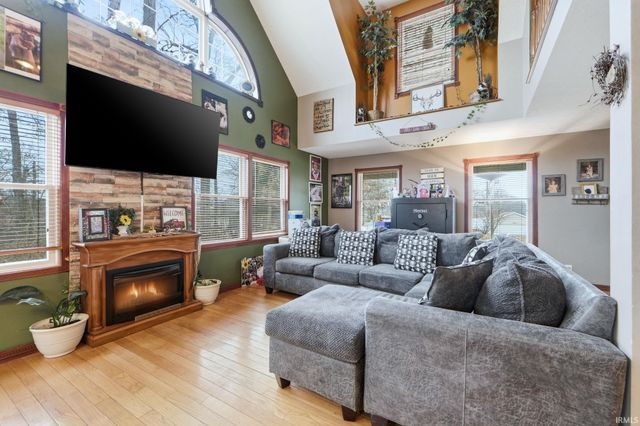 18273 Chickasaw Trail, Culver, IN 46511