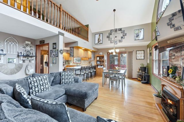 18273 Chickasaw Trail, Culver, IN 46511