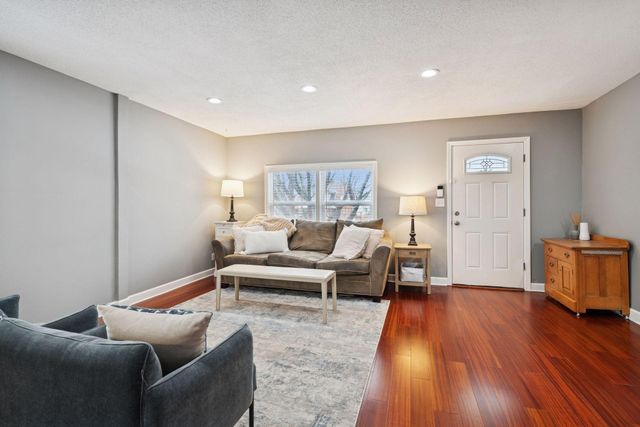 4335 13th Avenue S, Minneapolis, MN 55407