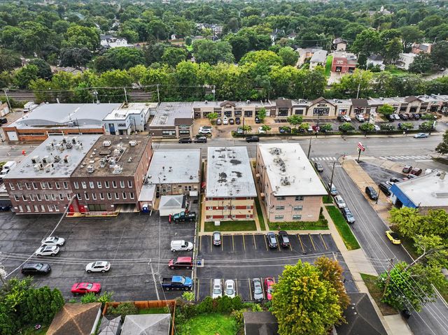 6043 N Northwest Highway 5, Chicago, IL 60631