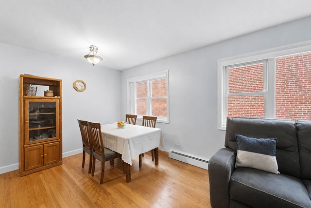6043 N Northwest Highway 5, Chicago, IL 60631