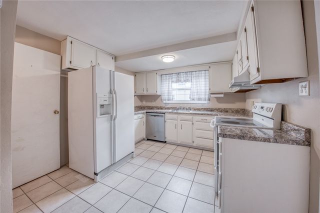 7 CHAPEL DRIVE, Ross Twp, PA 15237