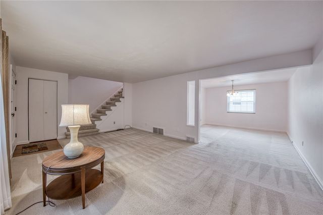 7 CHAPEL DRIVE, Ross Twp, PA 15237