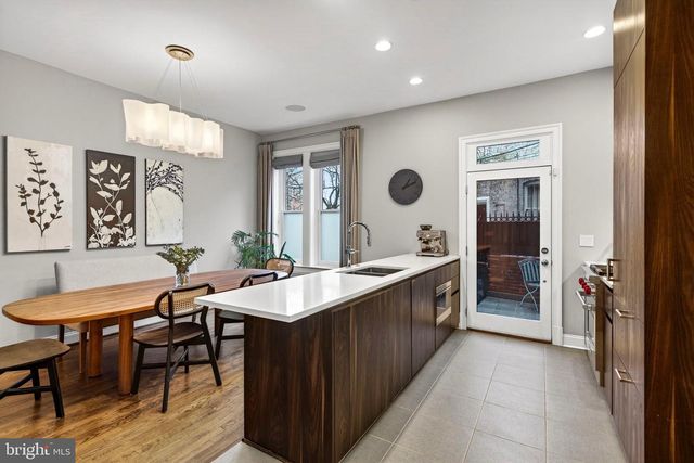 611 MARYLAND AVE NE, Washington, DC 20002