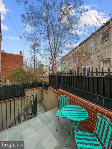 611 MARYLAND AVE NE, Washington, DC 20002