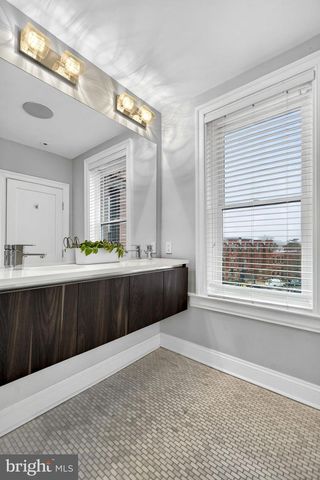 611 MARYLAND AVE NE, Washington, DC 20002