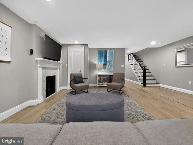 611 MARYLAND AVE NE, Washington, DC 20002