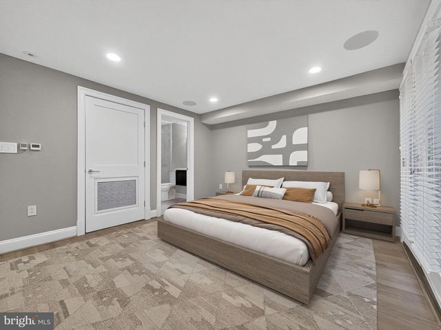 611 MARYLAND AVE NE, Washington, DC 20002