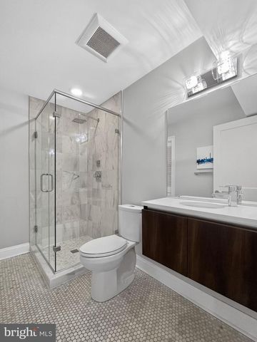 611 MARYLAND AVE NE, Washington, DC 20002