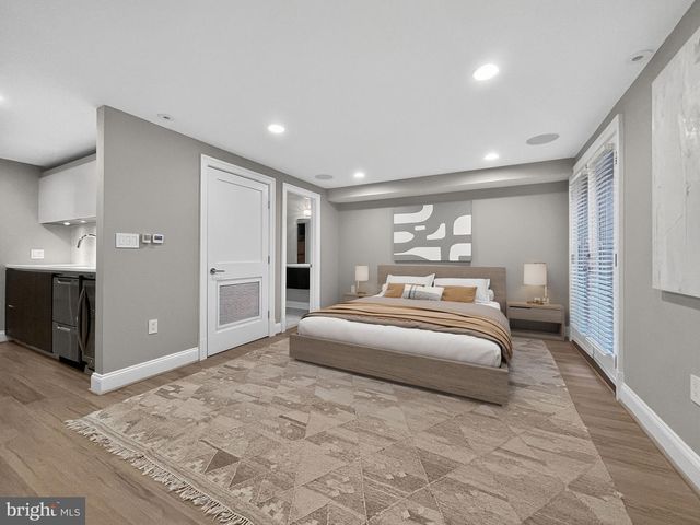 611 MARYLAND AVE NE, Washington, DC 20002