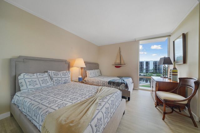 2707 N OCEAN Boulevard D-406, Boca Raton, FL 33431
