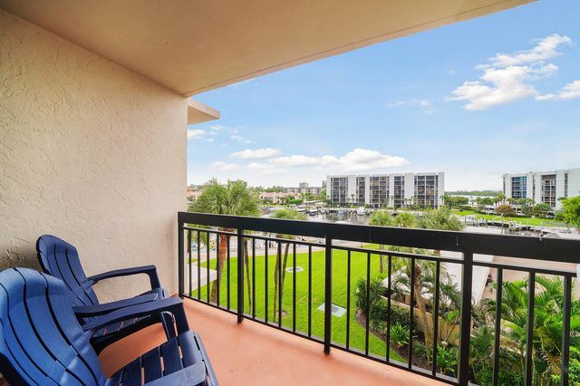 2707 N OCEAN Boulevard D-406, Boca Raton, FL 33431