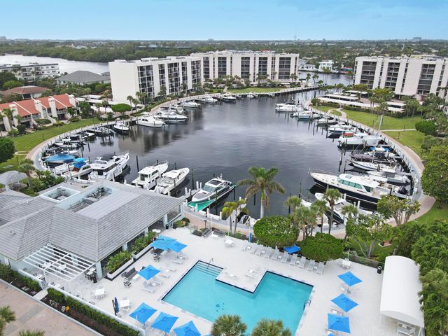 2707 N OCEAN Boulevard D-406, Boca Raton, FL 33431