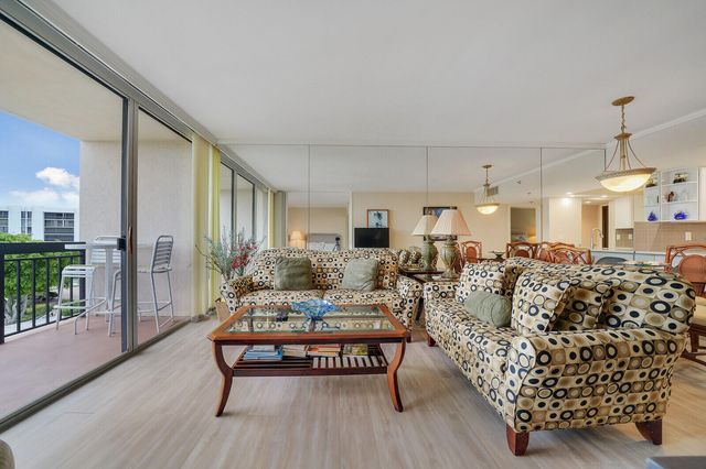 2707 N OCEAN Boulevard D-406, Boca Raton, FL 33431