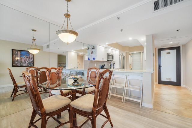 2707 N OCEAN Boulevard D-406, Boca Raton, FL 33431