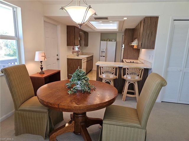 915 North ST, Fort Myers Beach, FL 33931