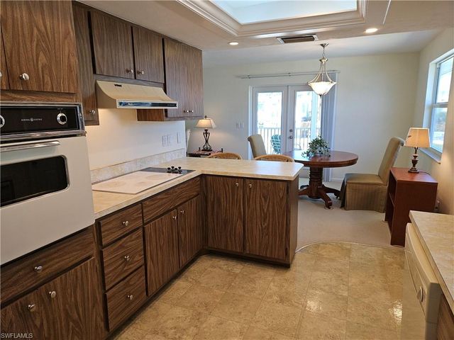 915 North ST, Fort Myers Beach, FL 33931