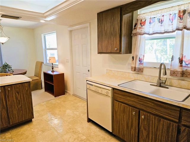 915 North ST, Fort Myers Beach, FL 33931