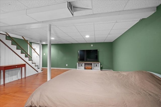 89 Weymouth St, Springfield, MA 01108