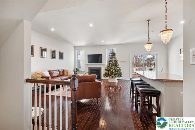 495 Gray Feather Way, Upper Macungie Twp, PA 18104