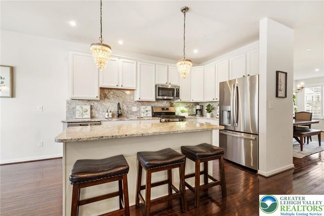 495 Gray Feather Way, Upper Macungie Twp, PA 18104