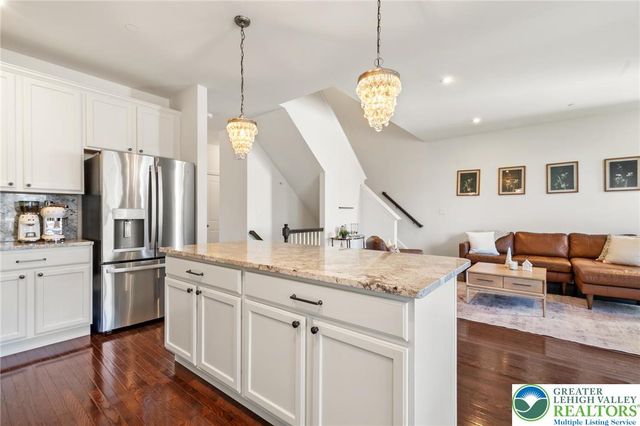 495 Gray Feather Way, Upper Macungie Twp, PA 18104