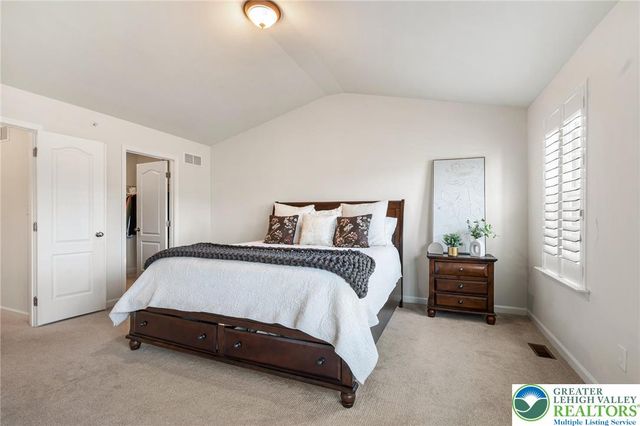 495 Gray Feather Way, Upper Macungie Twp, PA 18104